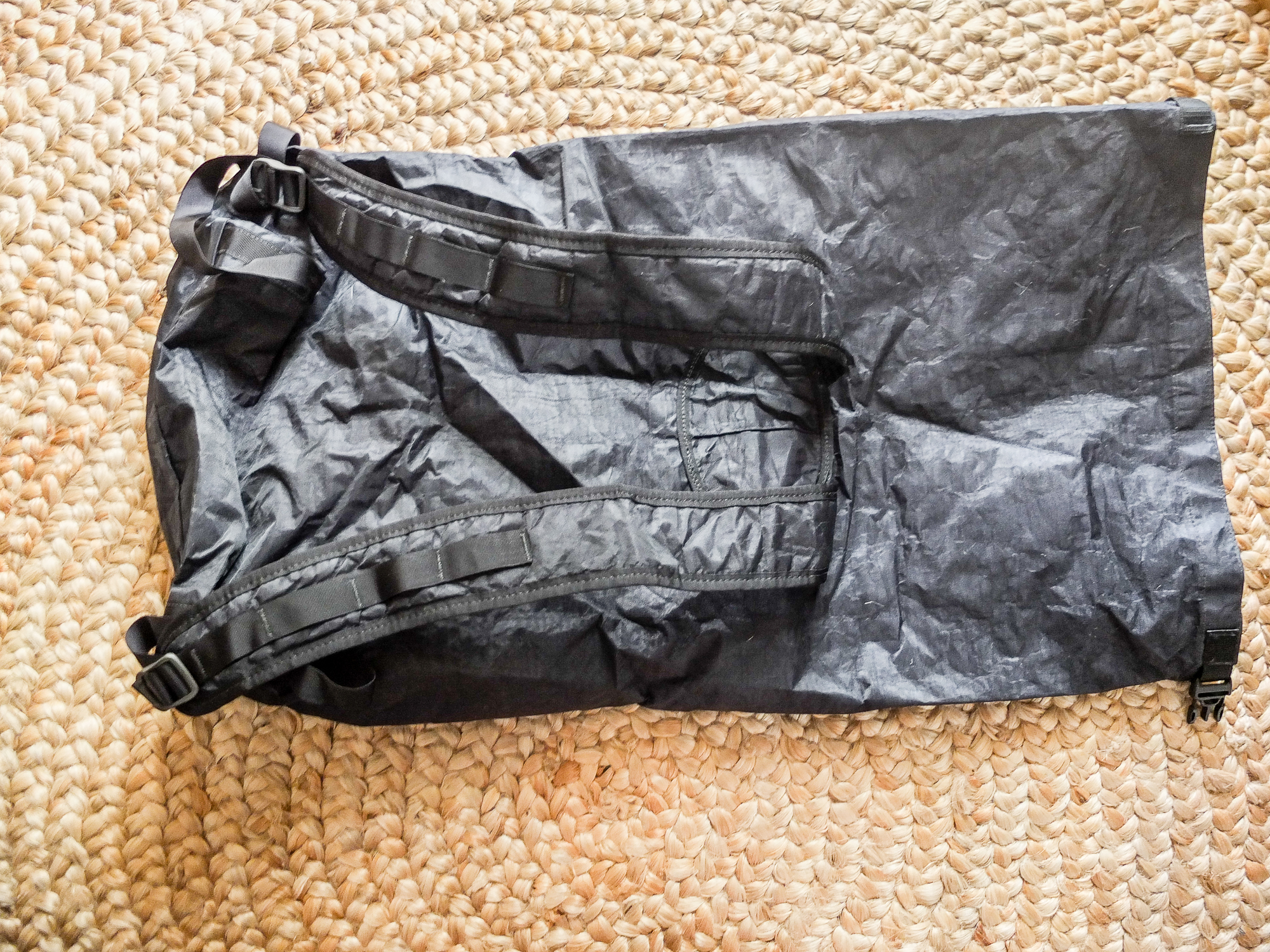 outlier minimal backpack-2