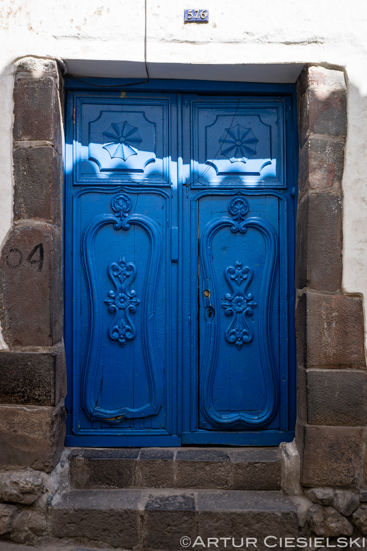 walking qosqo cusquo